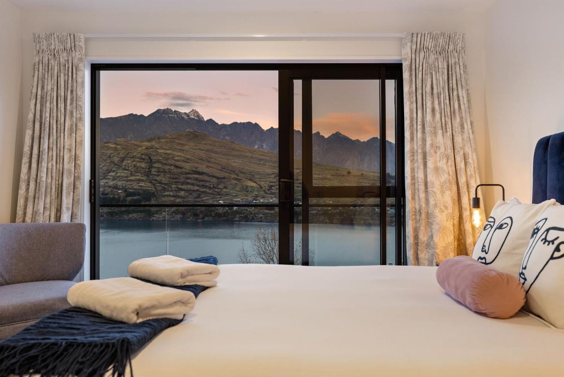 Vila St Matthews Views Cecil Queenstown Exteriér fotografie