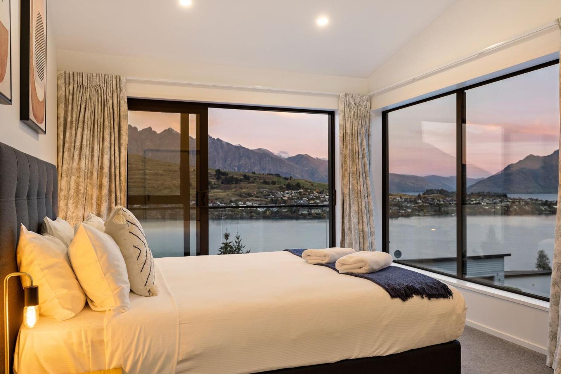 Vila St Matthews Views Cecil Queenstown Exteriér fotografie